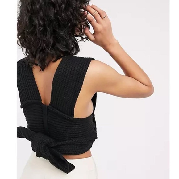 Simonett Black Multi-Wear Top - Picture 2 of 5